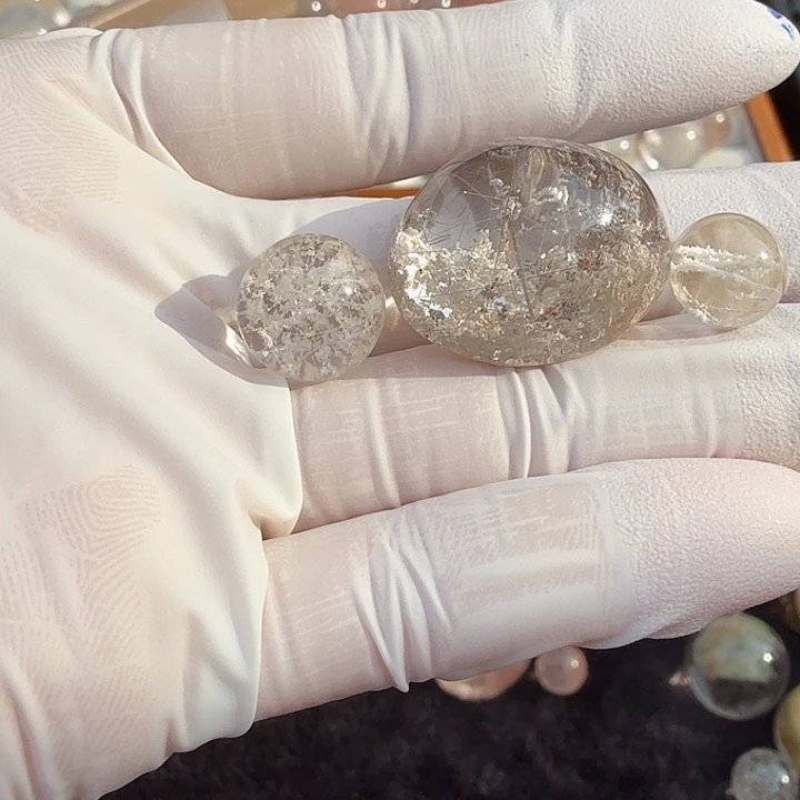 小****水晶未镶嵌珠宝半成品雪霜发定制不退换