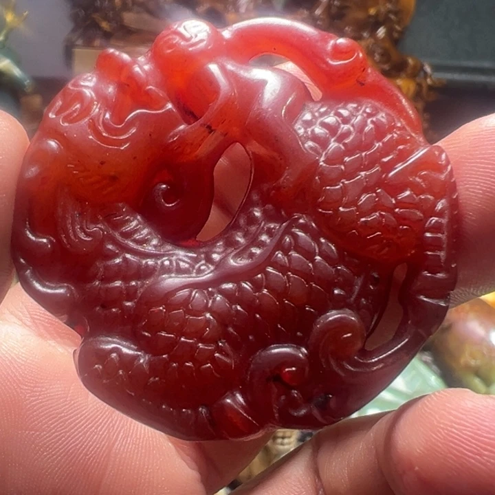 透闪石质玉未镶嵌颈饰