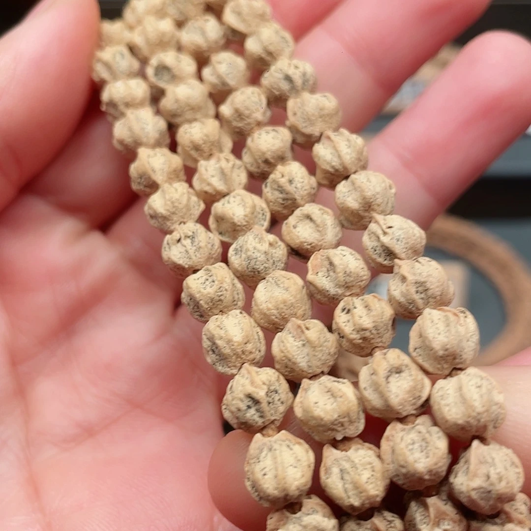 吊坠柏香籽/百香籽老树莲花多棱