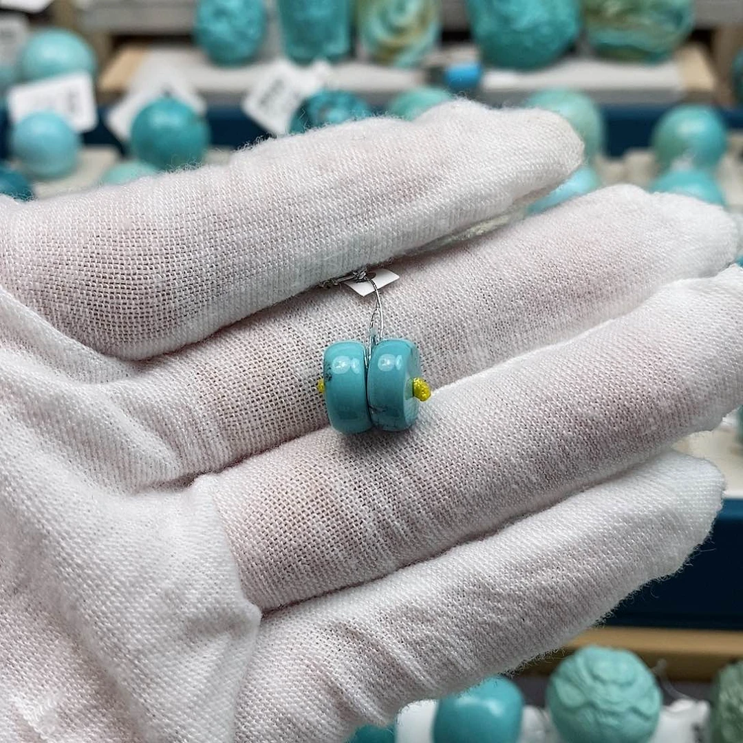 绿松石配饰未镶嵌