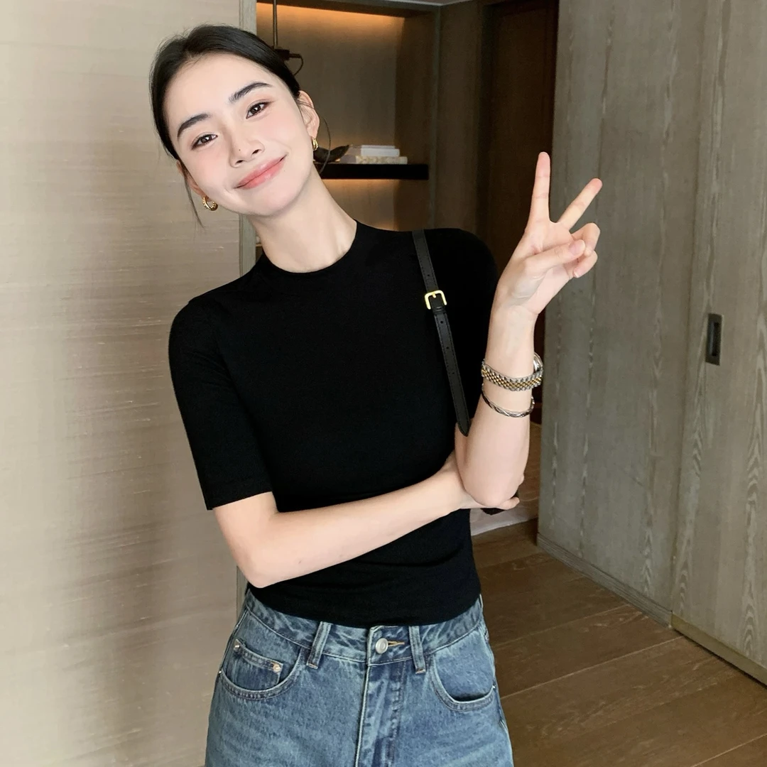 【一线成衣•五分袖】全无缝25早秋新品女半高领针织打底衫