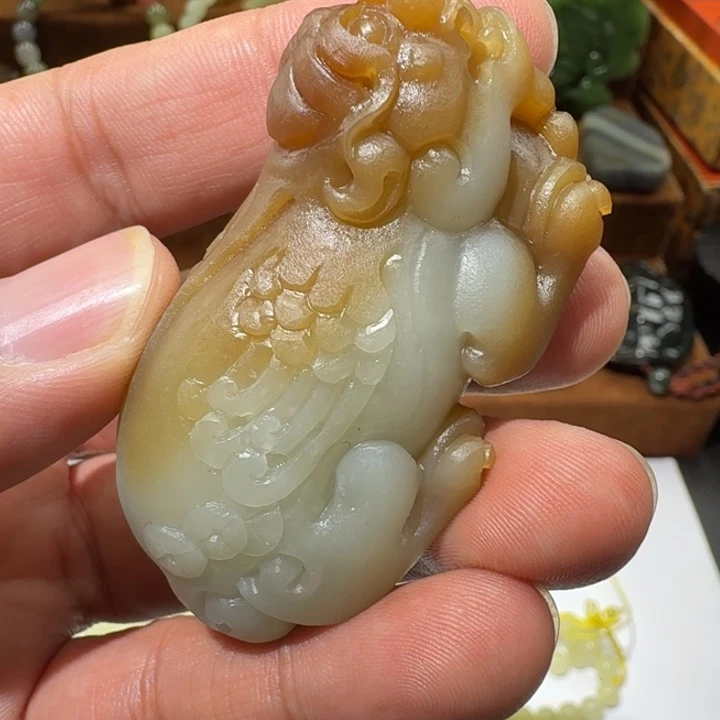 和田玉未镶嵌挂件
