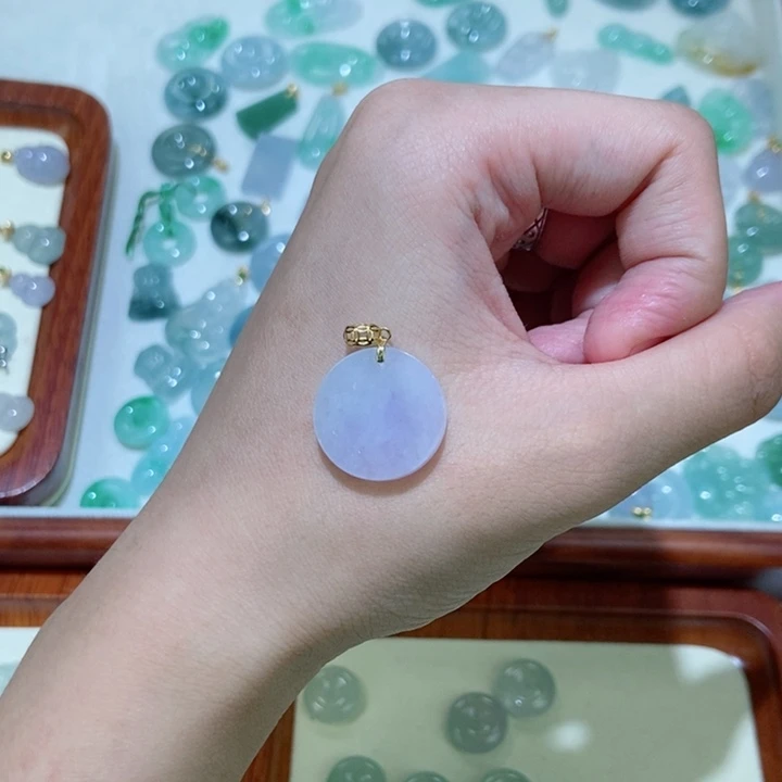 颈饰未镶嵌翡翠无事牌