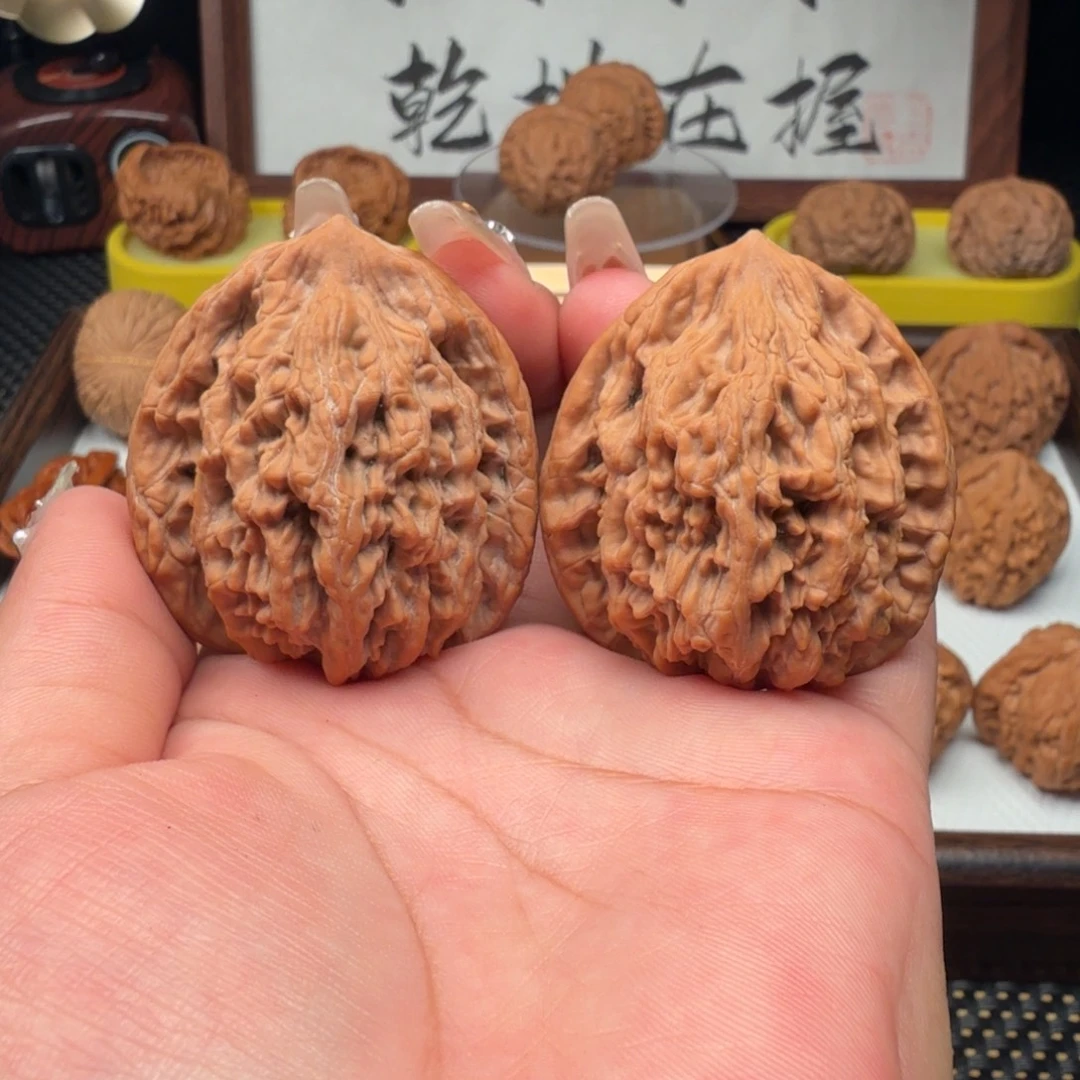 文玩核桃吊坠全品无修白茬麦虎42尺