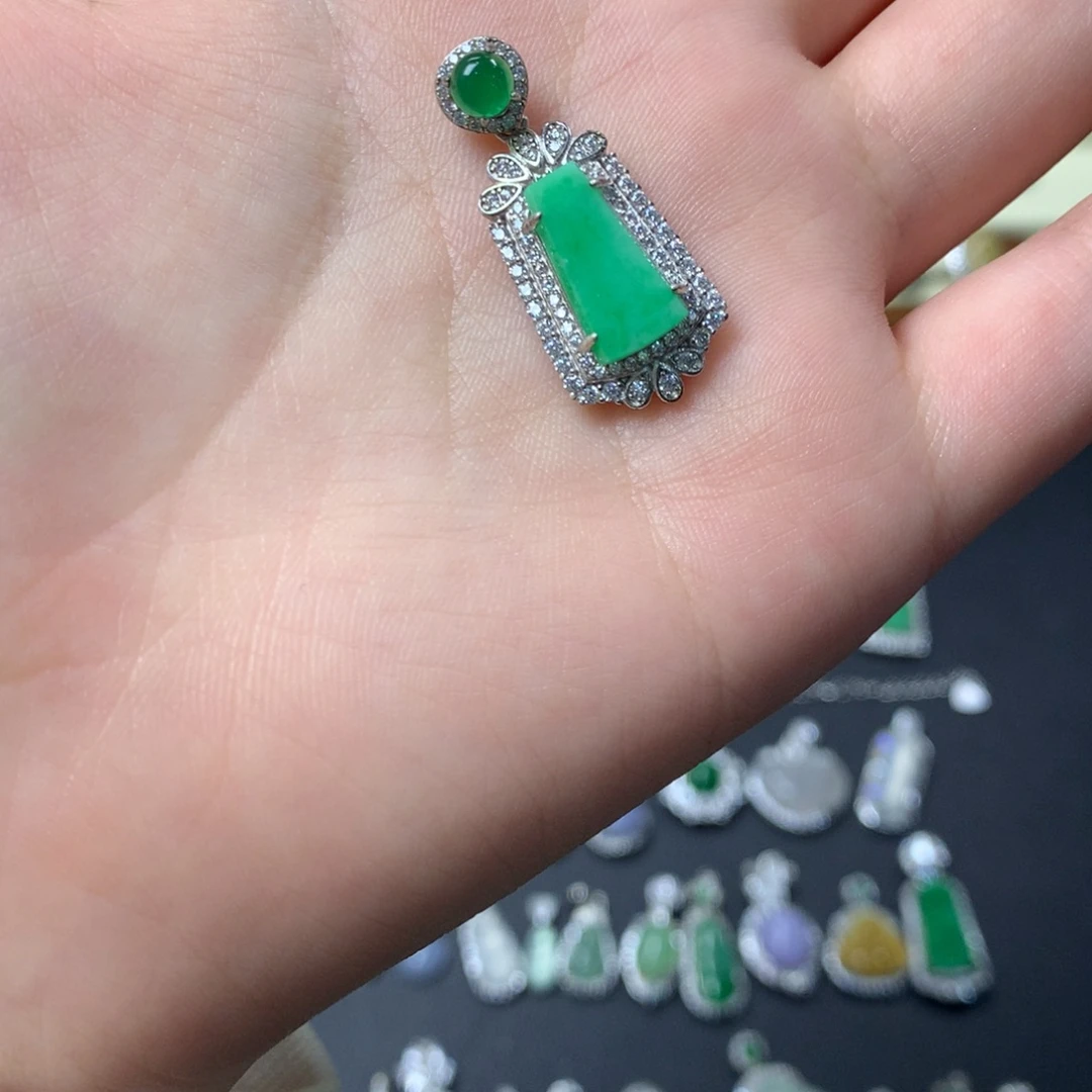 翡翠银S925镶嵌颈饰