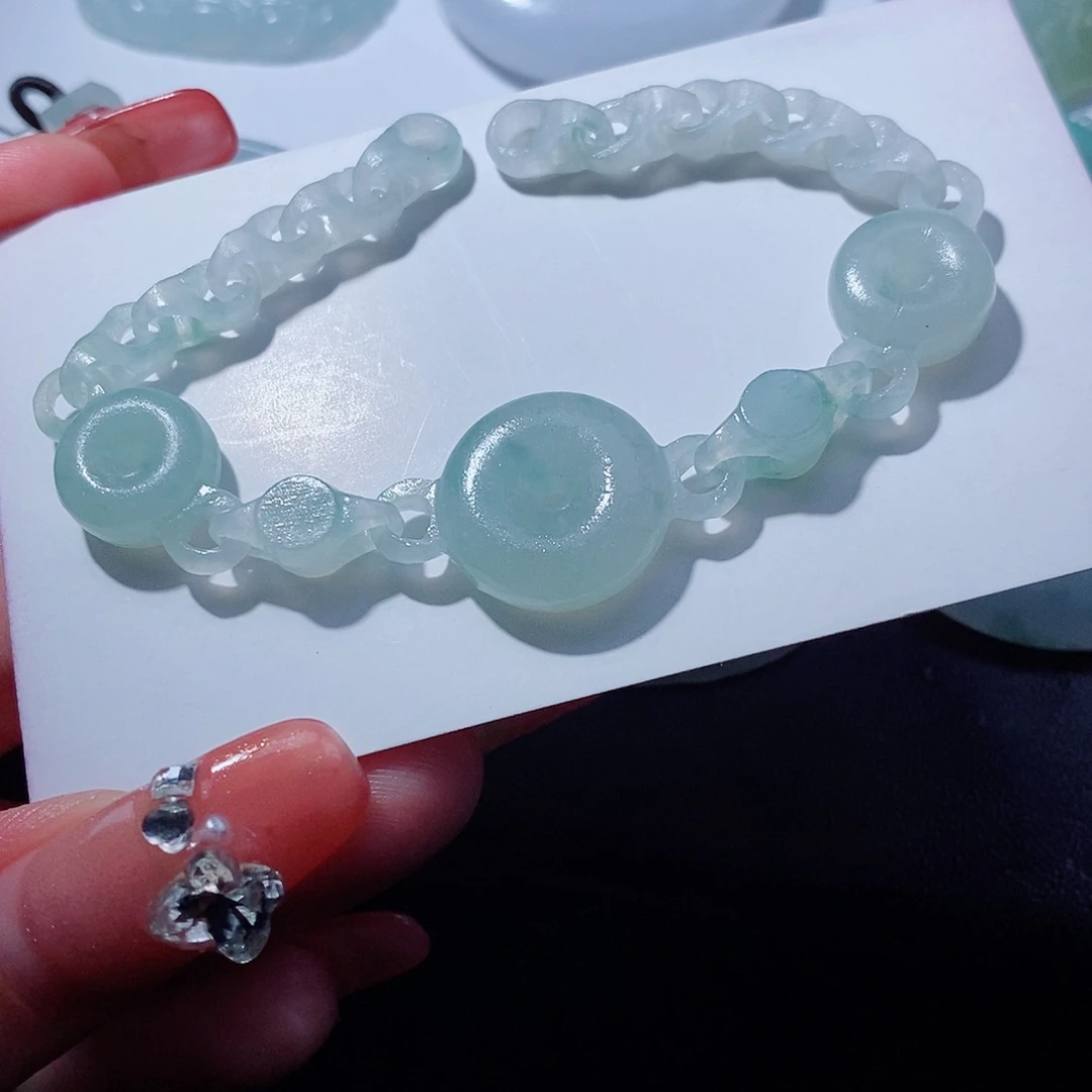 定制翡翠未镶嵌翡翠