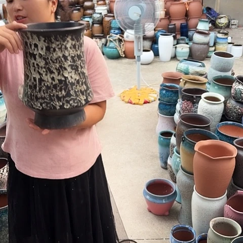 口20高30一个盆子。