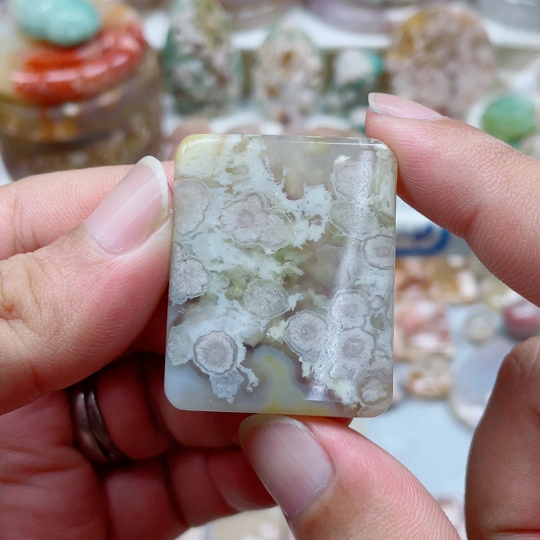 未镶嵌玛瑙/玉髓珠宝奇石