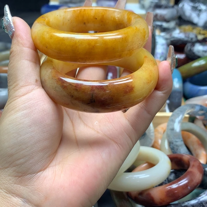 未镶嵌手镯石英质玉一**愿