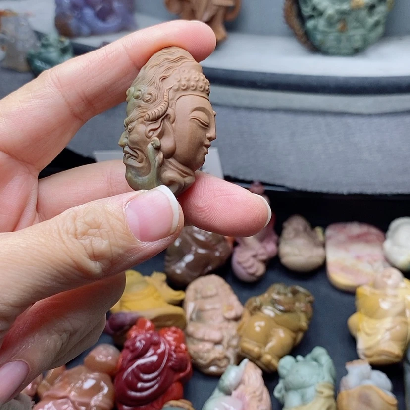 【闪购商品】定制石英质玉吊坠未镶嵌