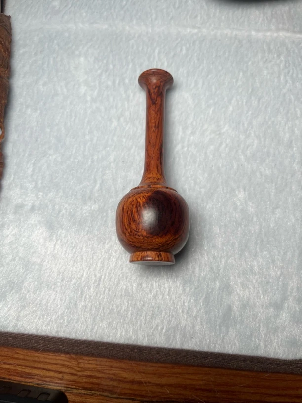 海南黄花梨《小花瓶》