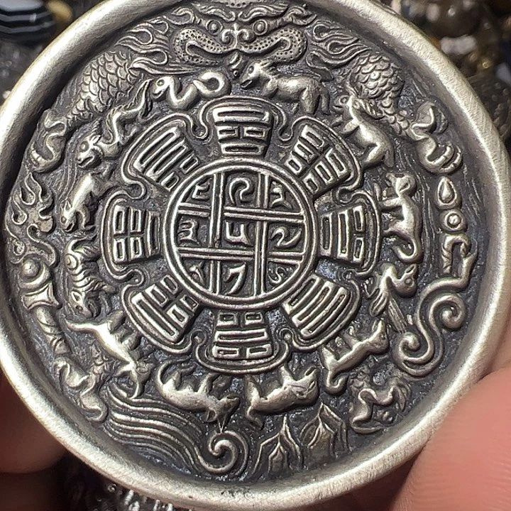 火焰熊喜欢的拍下了