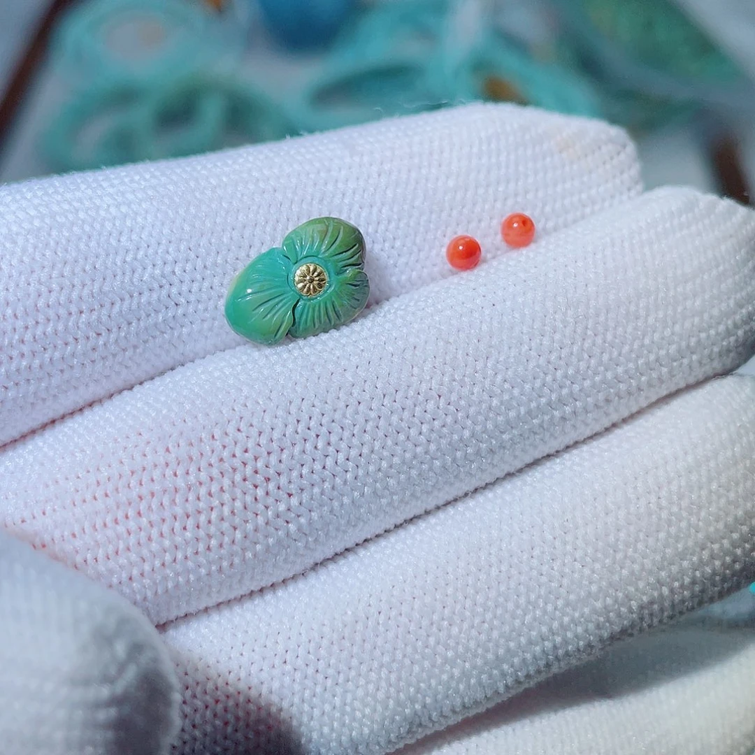 南红玛瑙未镶嵌珠宝奇石