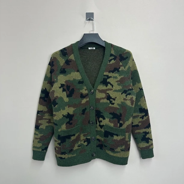99新 MIU MIU/缪缪 Miumiu/缪缪迷彩针织开衫/36码/99新/价10900
