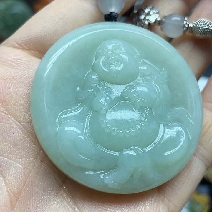 未镶嵌蛇纹石玉颈饰云**曜