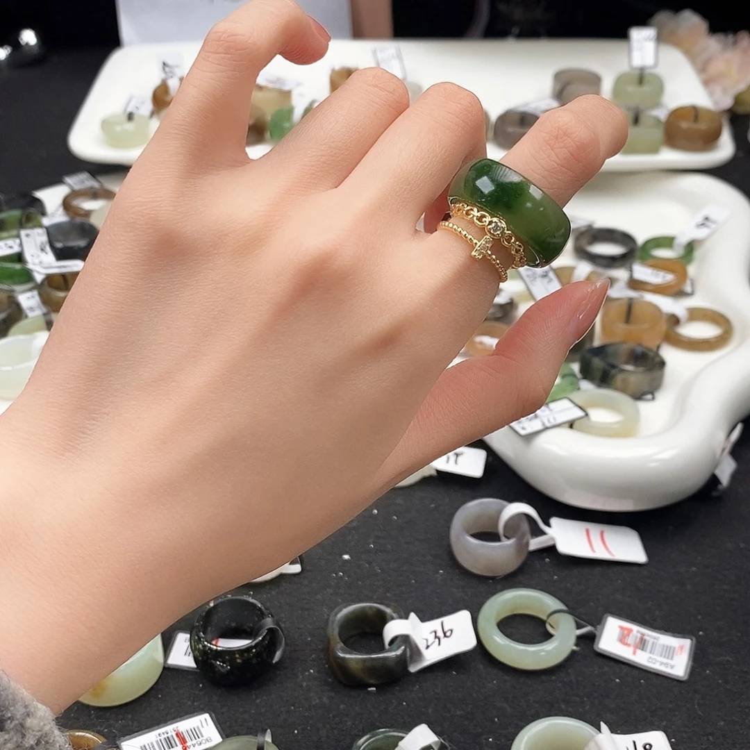 和田玉（糖玉）未镶嵌戒指k20 黑羊洞轮胎 18.1