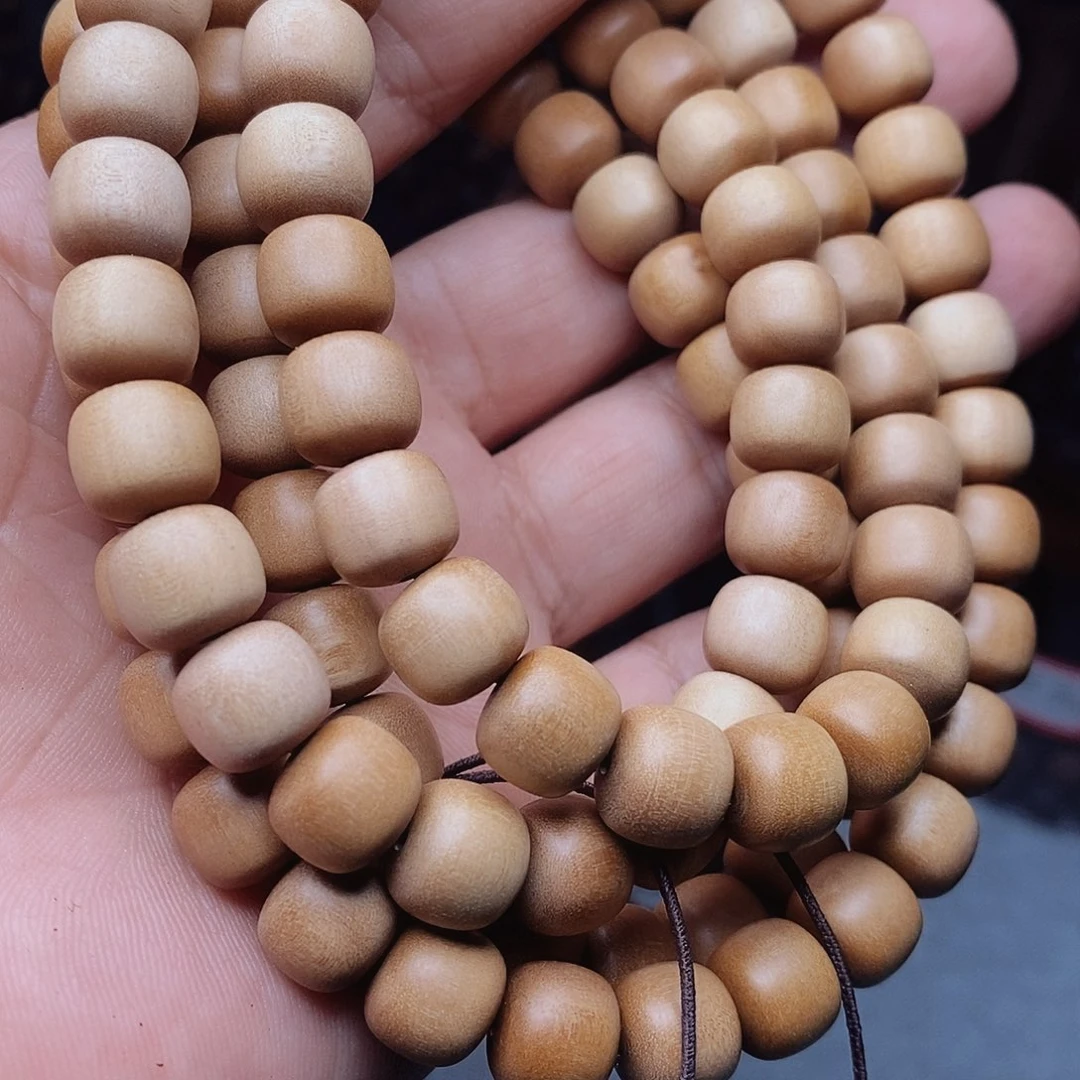 庚***子木1.0老山檀香新料长串