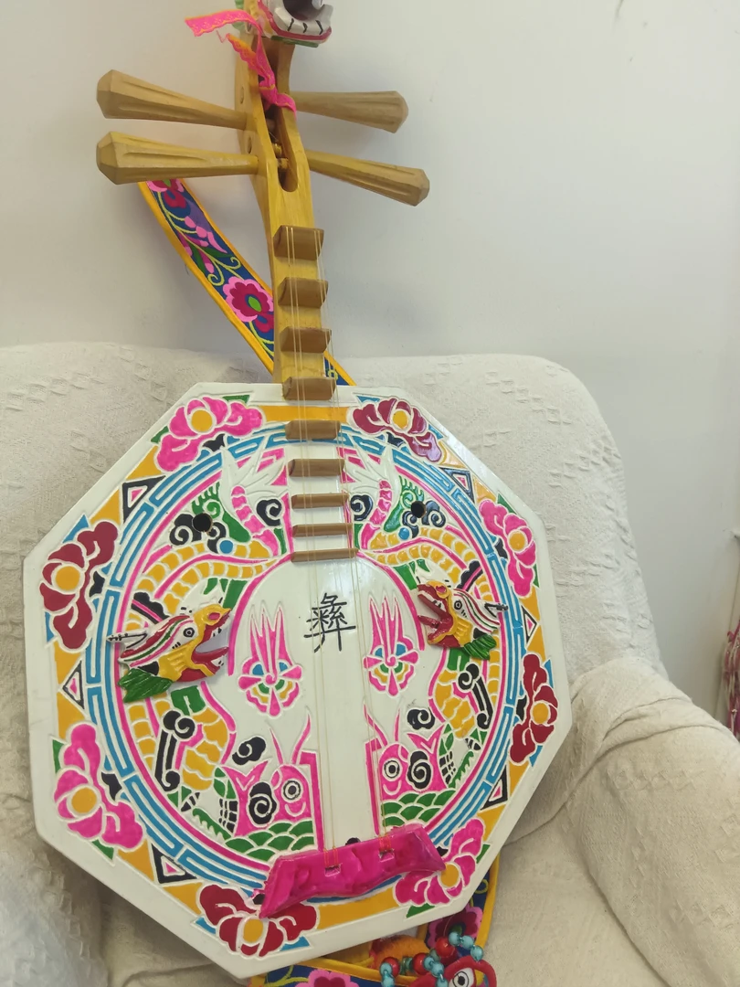 彝族龙头四弦琴传统乐器弦子八方弦新手学习