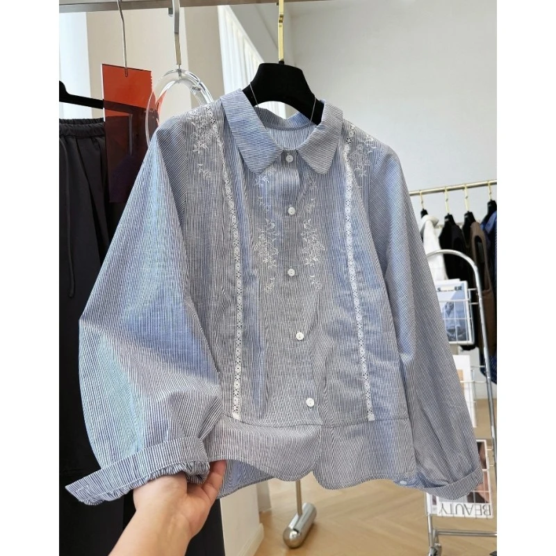 女早秋季法式高级感独特精致翻领条纹拼接蕾丝薄款长袖衬衫小上衣