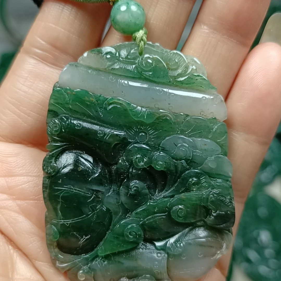 独山玉未镶嵌挂件