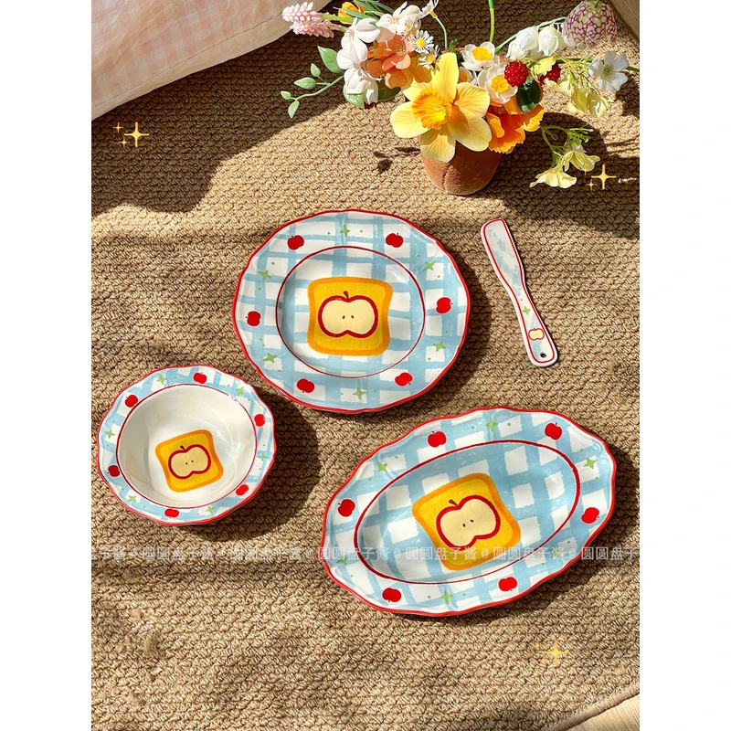 格子苹果插画风格圆盘椭圆盘陶瓷一人食
