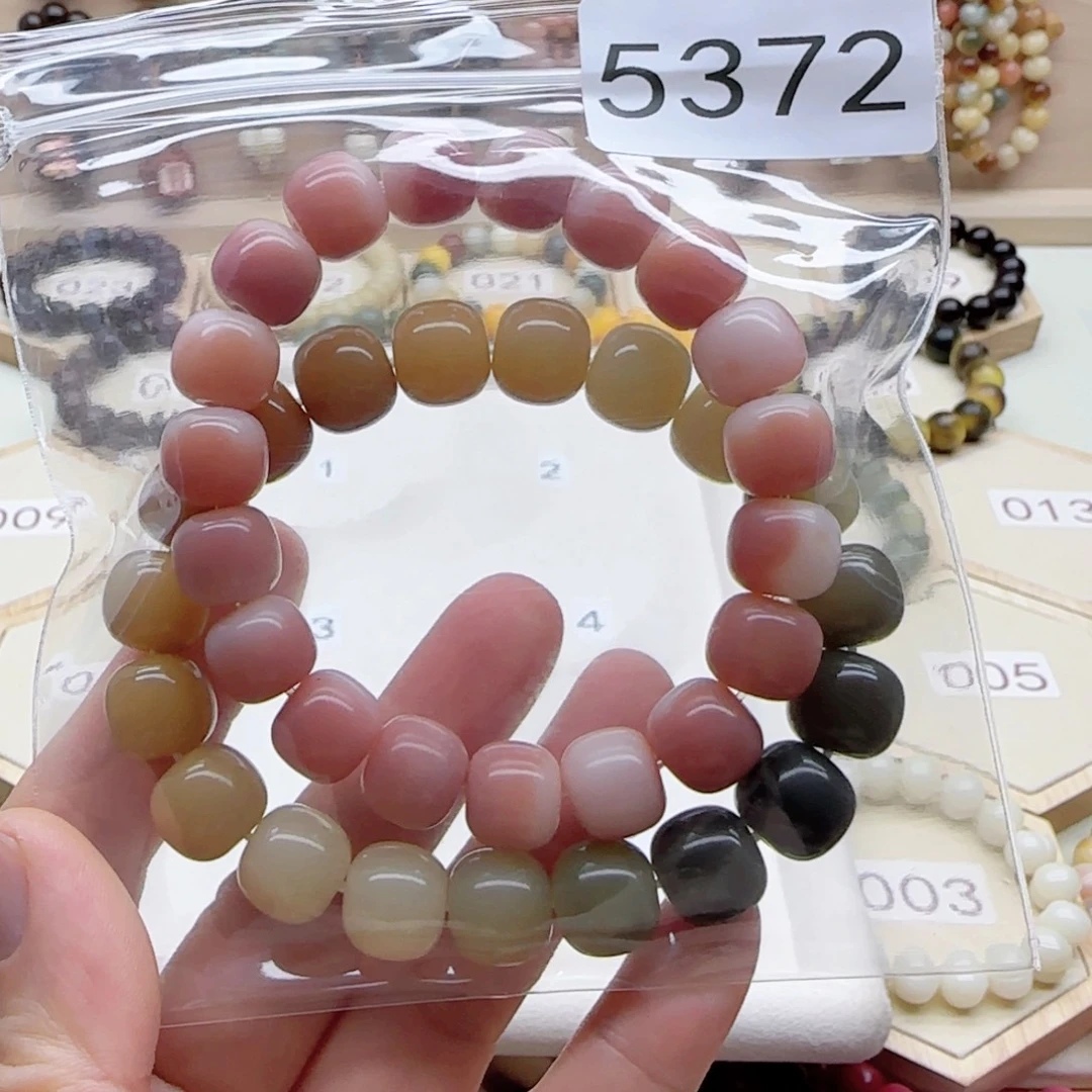 大***妹手串菩提根/象牙果