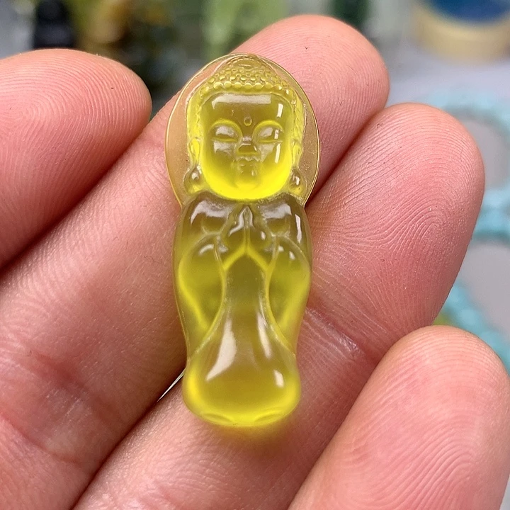 蛇纹石玉挂坠未镶嵌