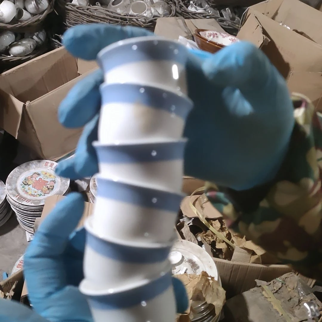 摆件陶瓷盘子碗啥都有