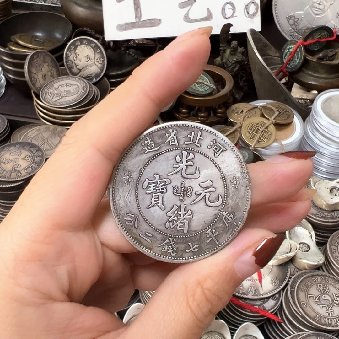 金属复古风格摆件