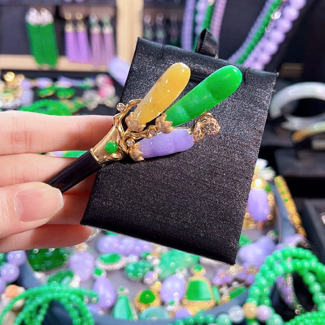 翡翠18K金镶嵌发饰签收后24小时鉴赏期