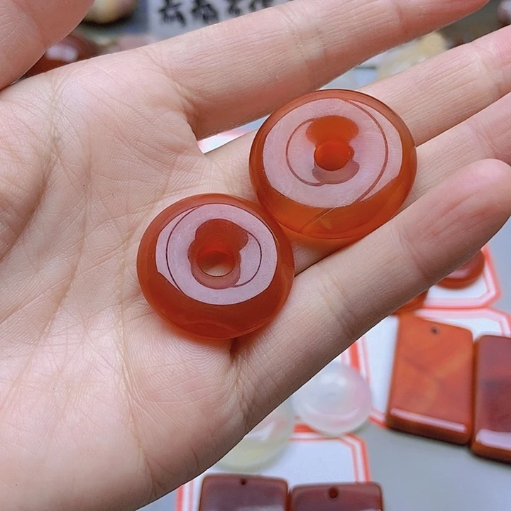 【闪购商品】未镶嵌玛瑙/玉髓珠宝半成品刘****字