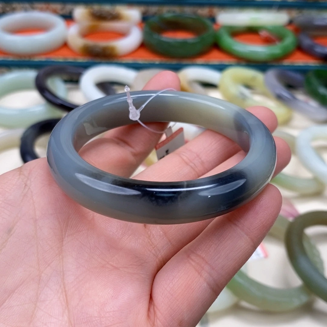 和田玉手镯青花55未镶嵌