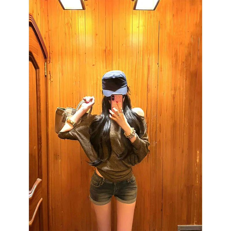 辣妹慵懒风宽松显瘦不规则斜肩上衣夏季新款高腰修身包臀短裤套装