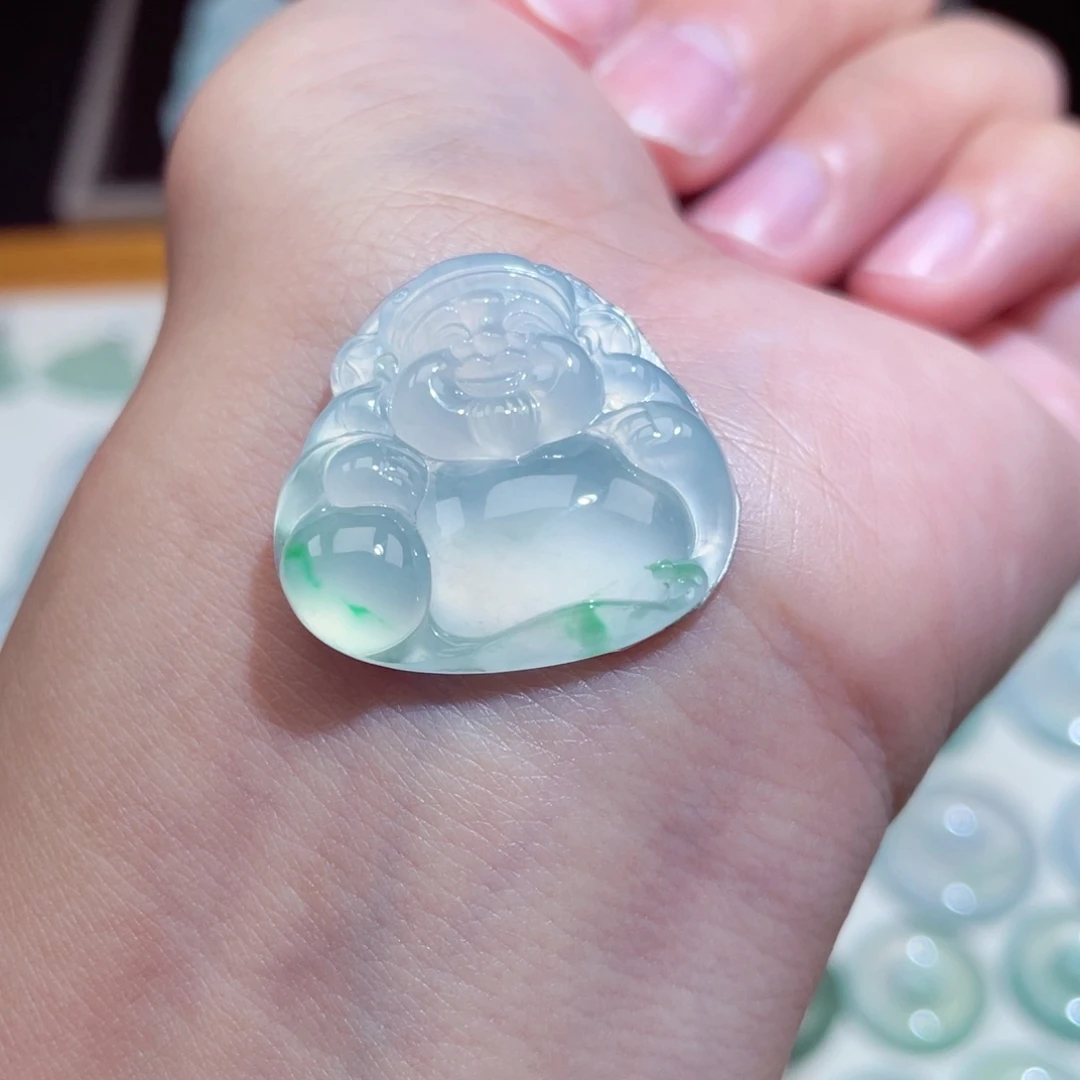 颈饰未镶嵌翡翠财神