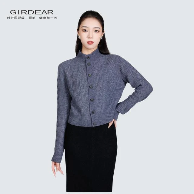 GIRDEAR/哥弟新款绵羊毛显瘦短款小麻花半高领针织开衫1499209