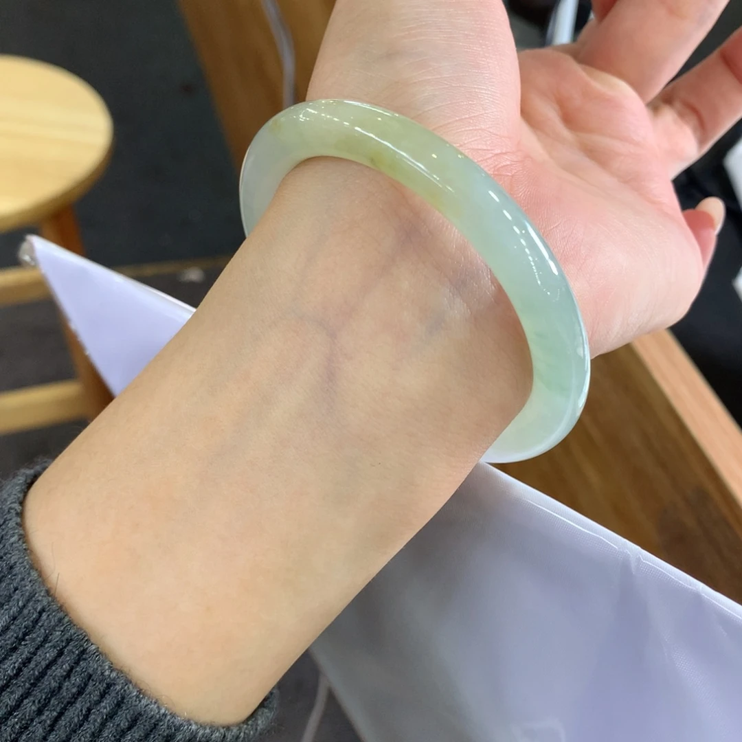 翡翠未镶嵌手镯天然A货翡翠56/57