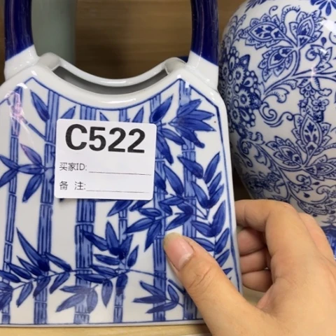 瑞***雪瓷片瑕疵处理不退不换。。。。。。。。。。。