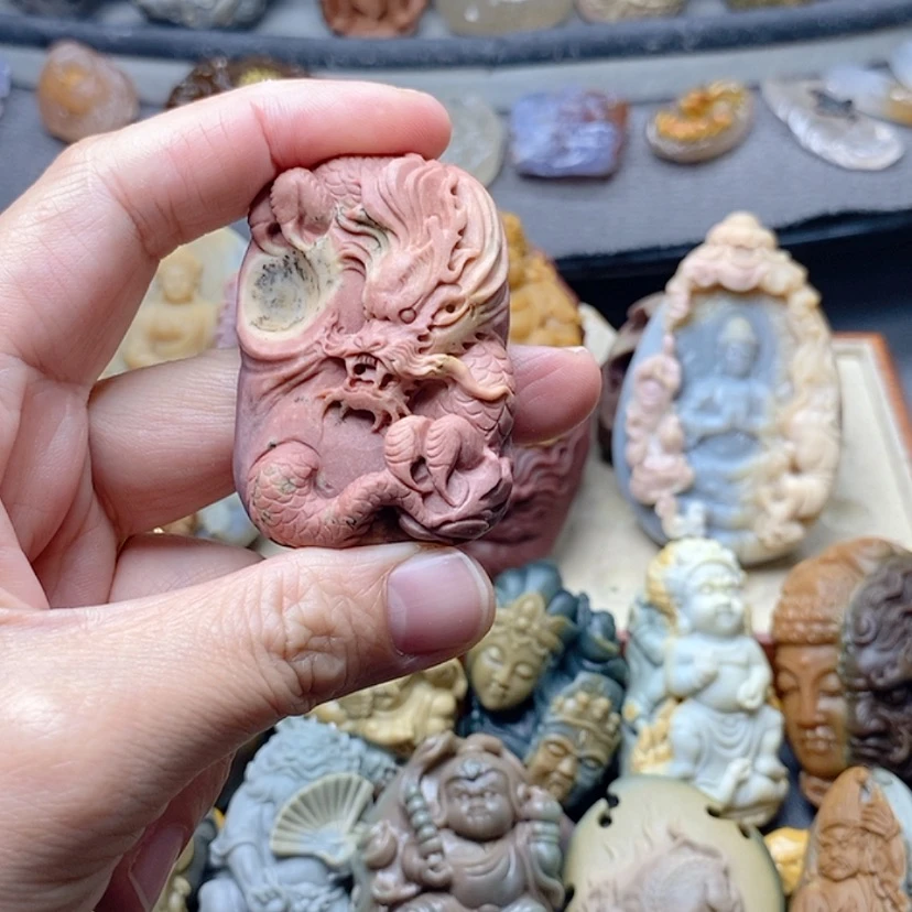 【闪购商品】定制石英质玉吊坠未镶嵌