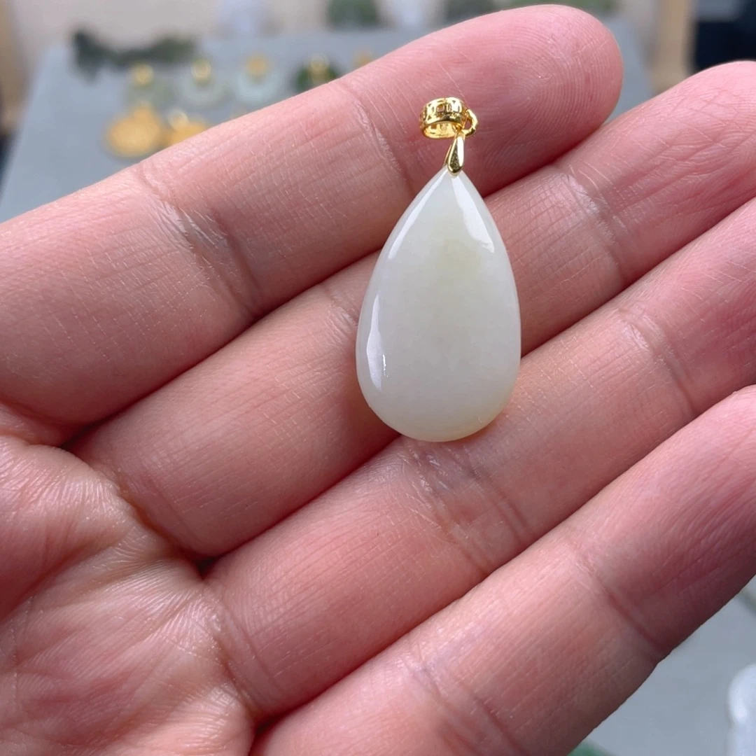 和田玉颈饰银S925镶嵌紫**晶