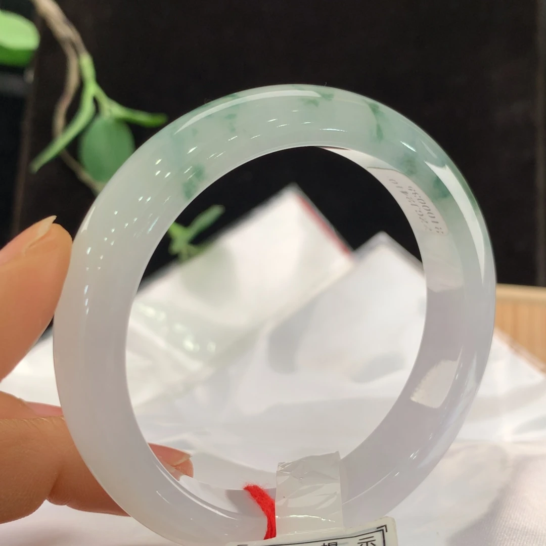 翡翠手镯未镶嵌111-0035