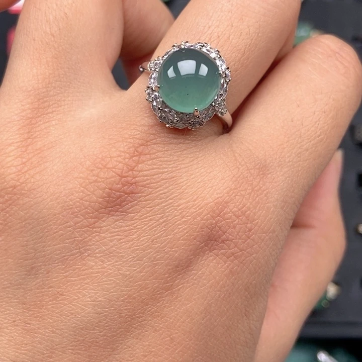 翡翠未镶嵌戒指戒指