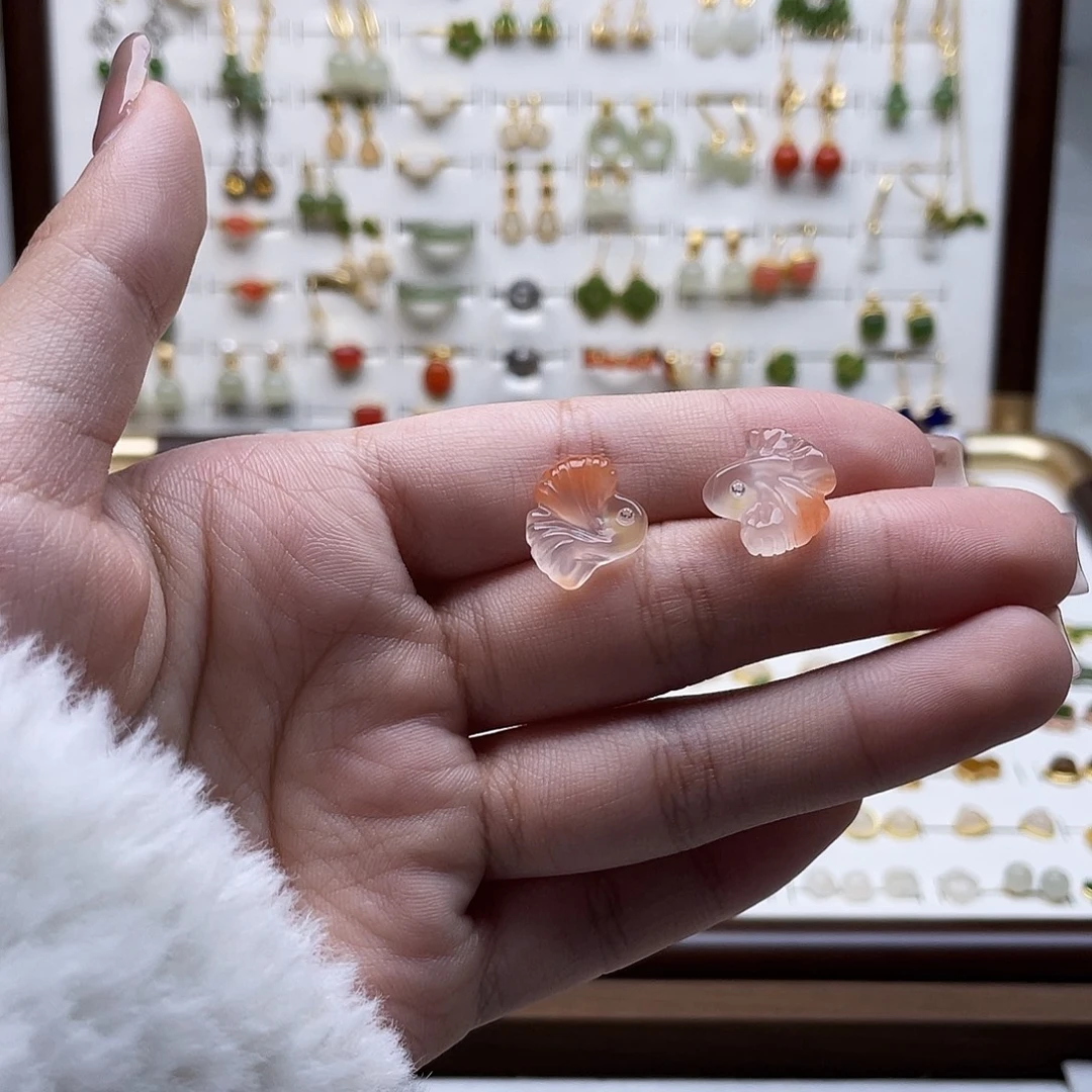 和田玉未镶嵌耳饰