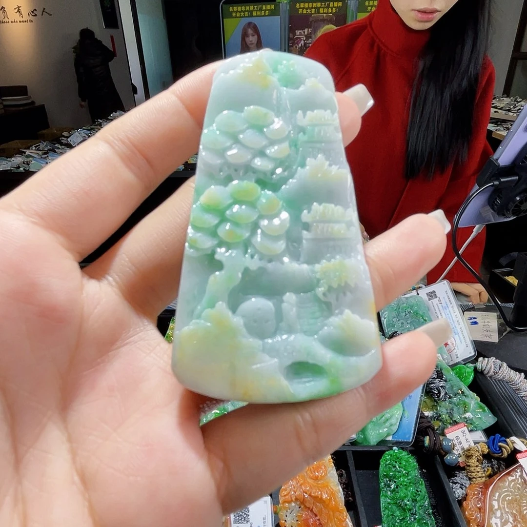 颈饰未镶嵌翡翠一