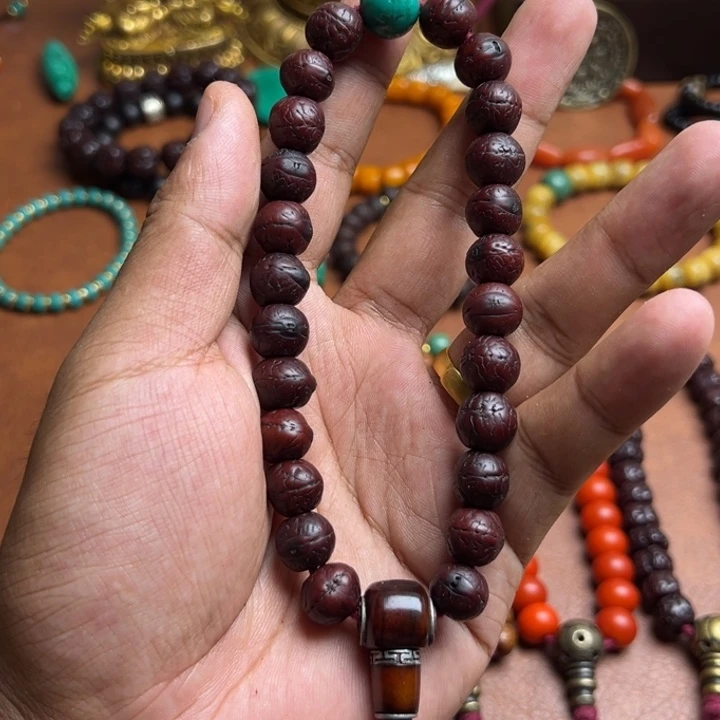 颜***、香榧木凤眼老年份老年份