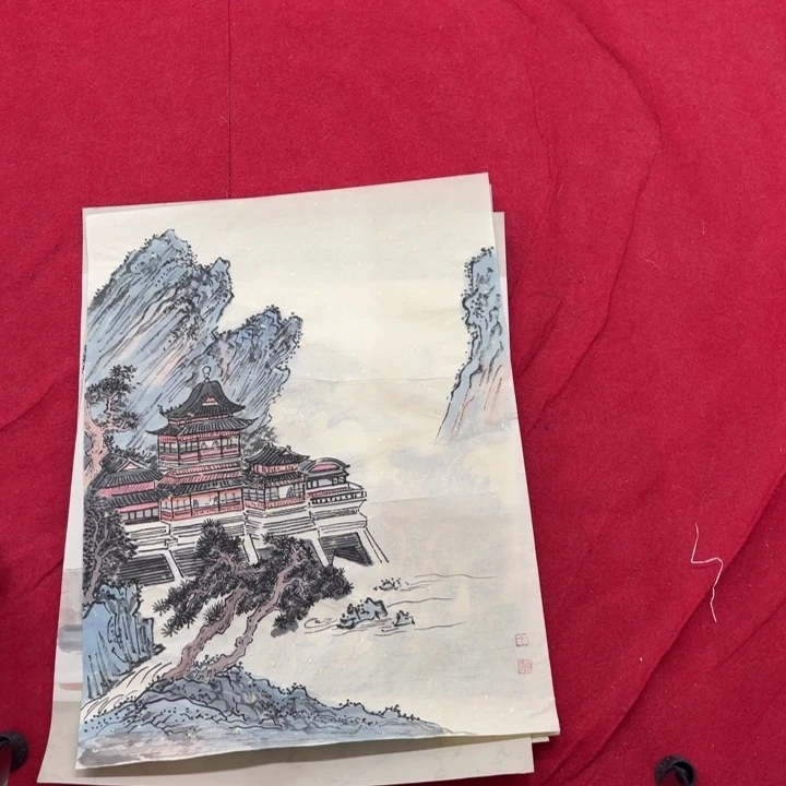 国画花鸟等图案为一体而