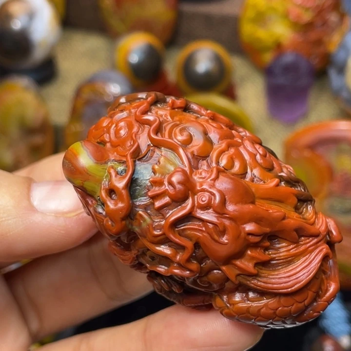 玛瑙/玉髓未镶嵌珠宝奇石鸽血红龙戏珠3600米