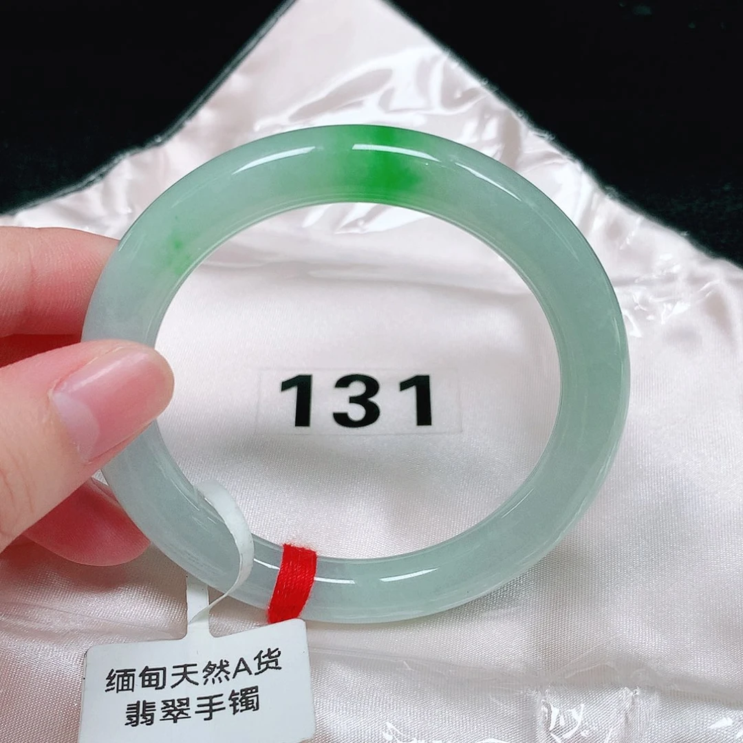翡翠未镶嵌手镯（圆镯）