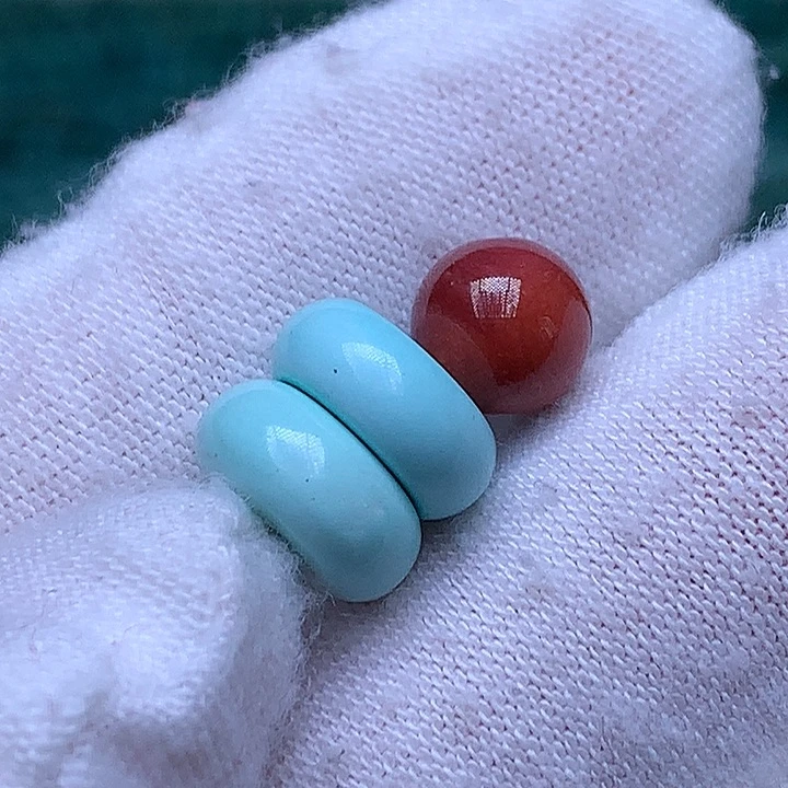 南红玛瑙未镶嵌珠宝奇石