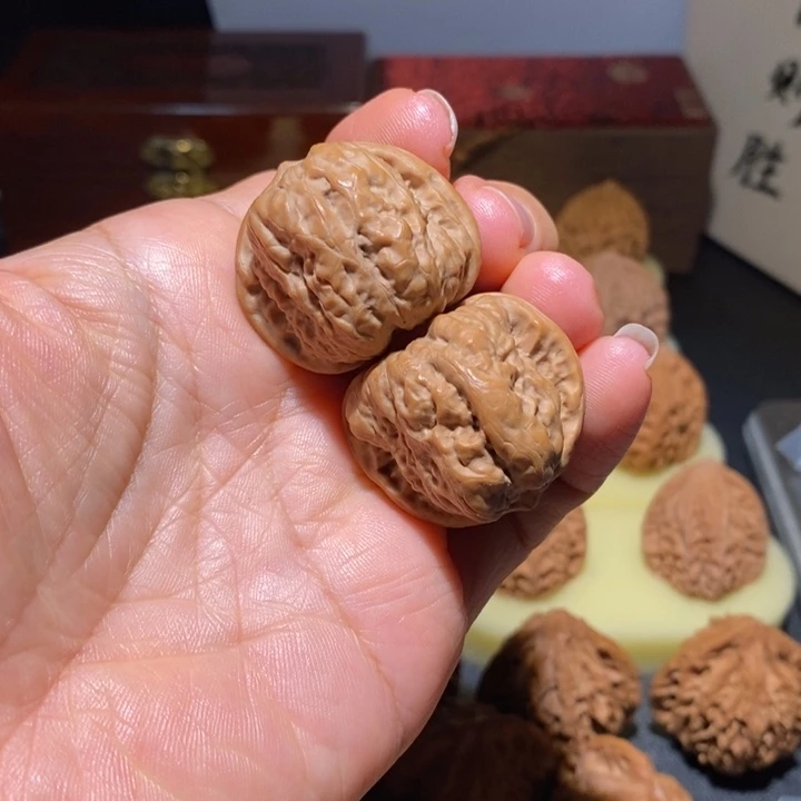 文玩核桃吊坠蛤么头33