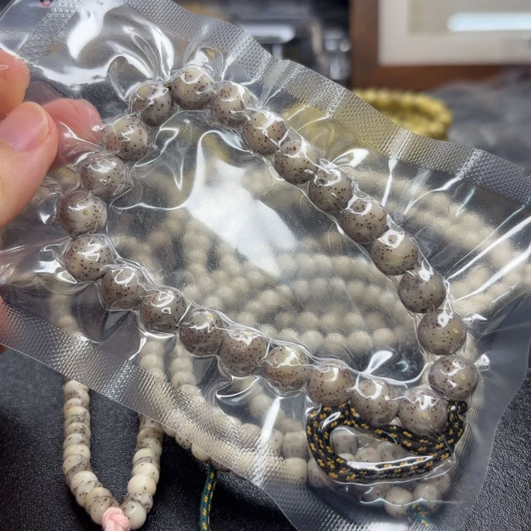 王***战星月菩提吊坠10mm圆珠手持